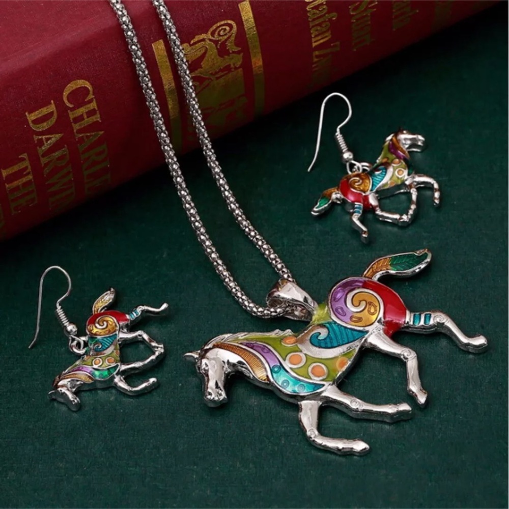 Silver set horse art work necklace & earrings - Picture 3 of 3